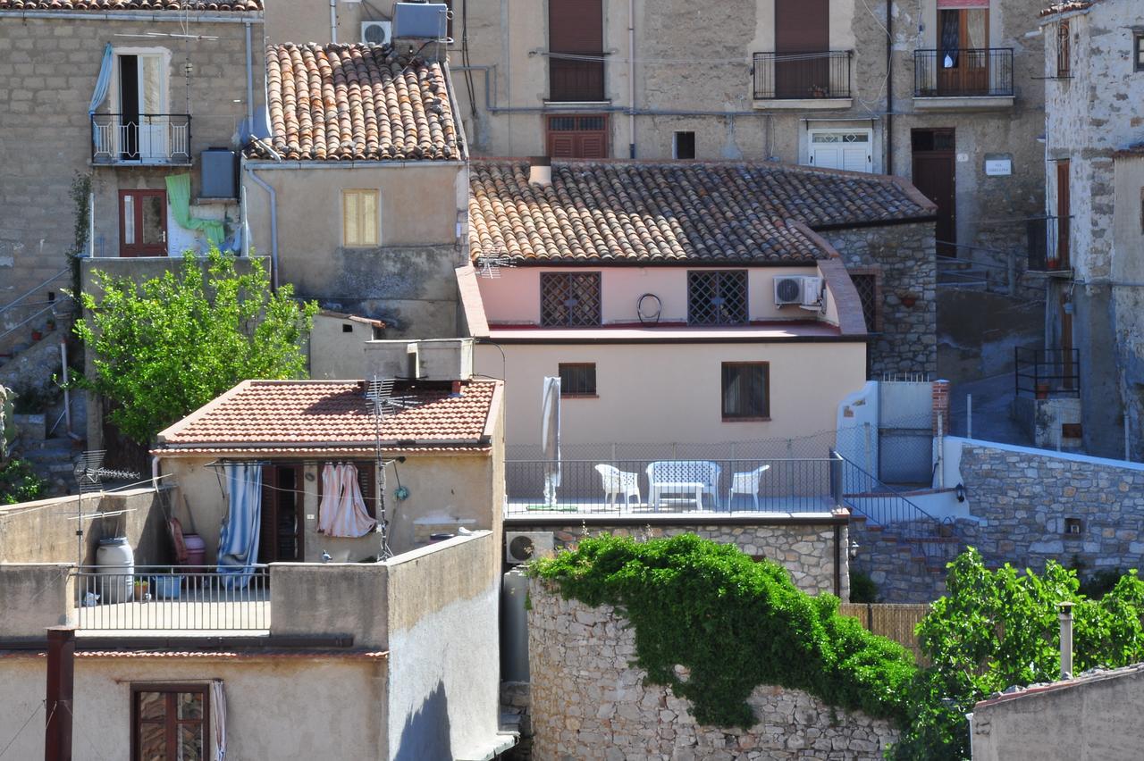 Villetta In Centro Storico Caccamo Bagian luar foto