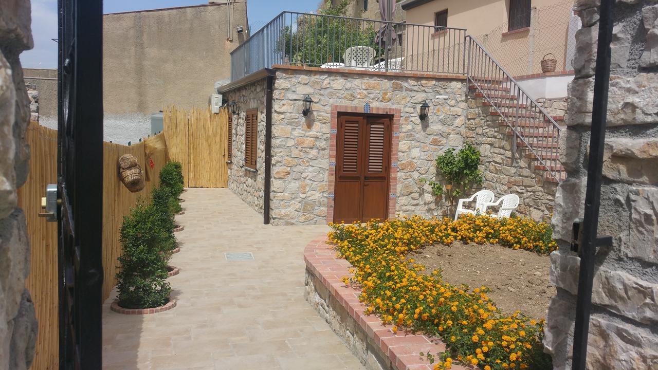 Villetta In Centro Storico Caccamo Bagian luar foto